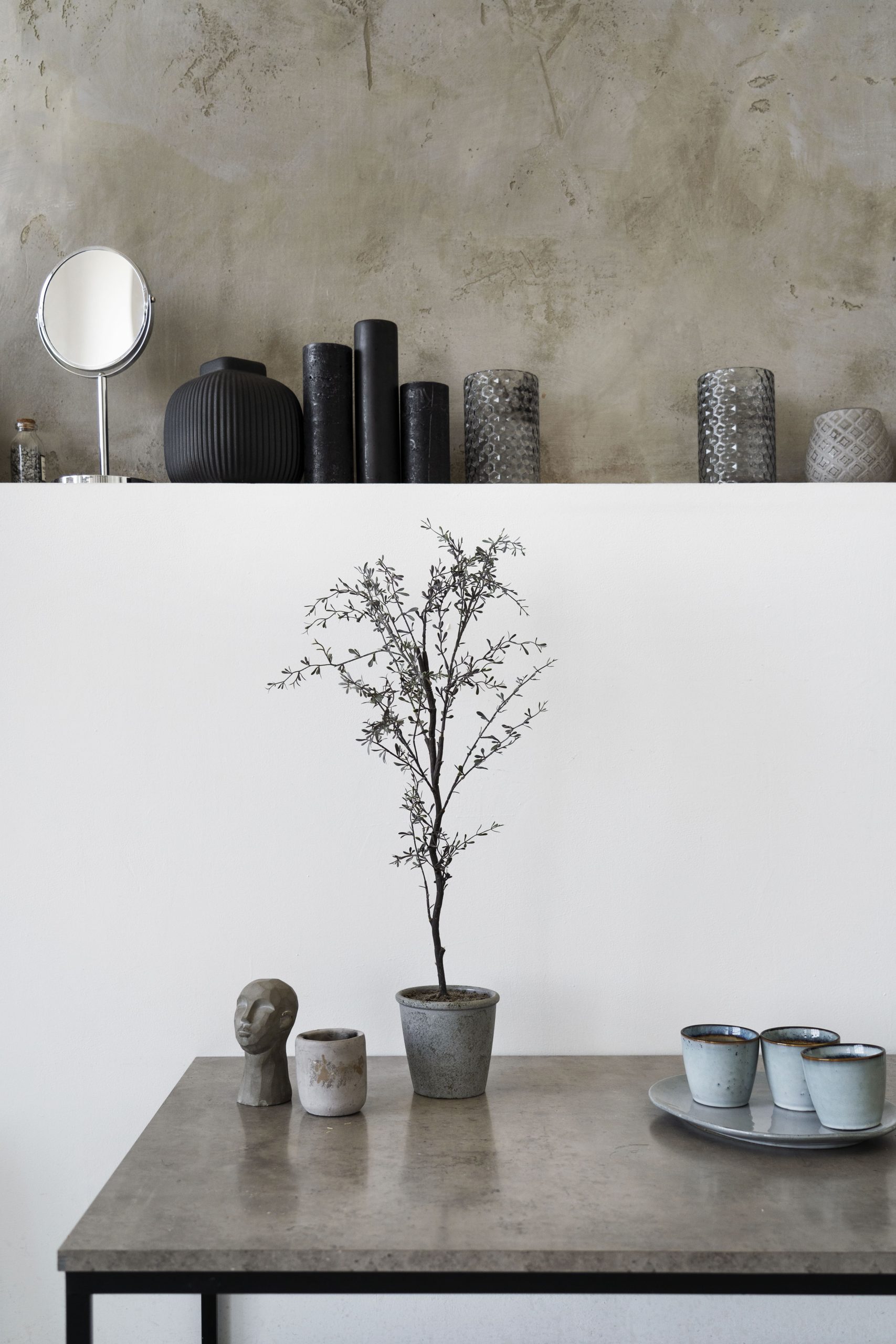 Japandi” Style Is The Minimalist, Multi-Cultural Interior Design Trend That  Shows No Sign of Stopping