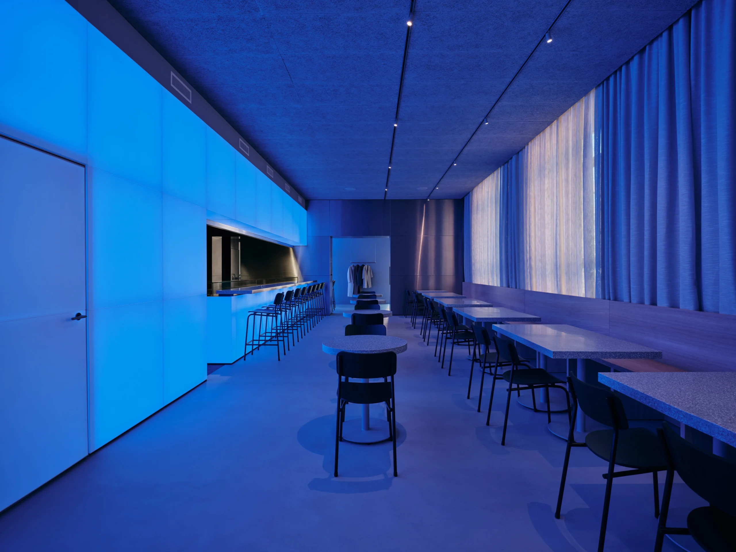 architecture et design d'intérieur du restaurant Huit Sushi à Montreux