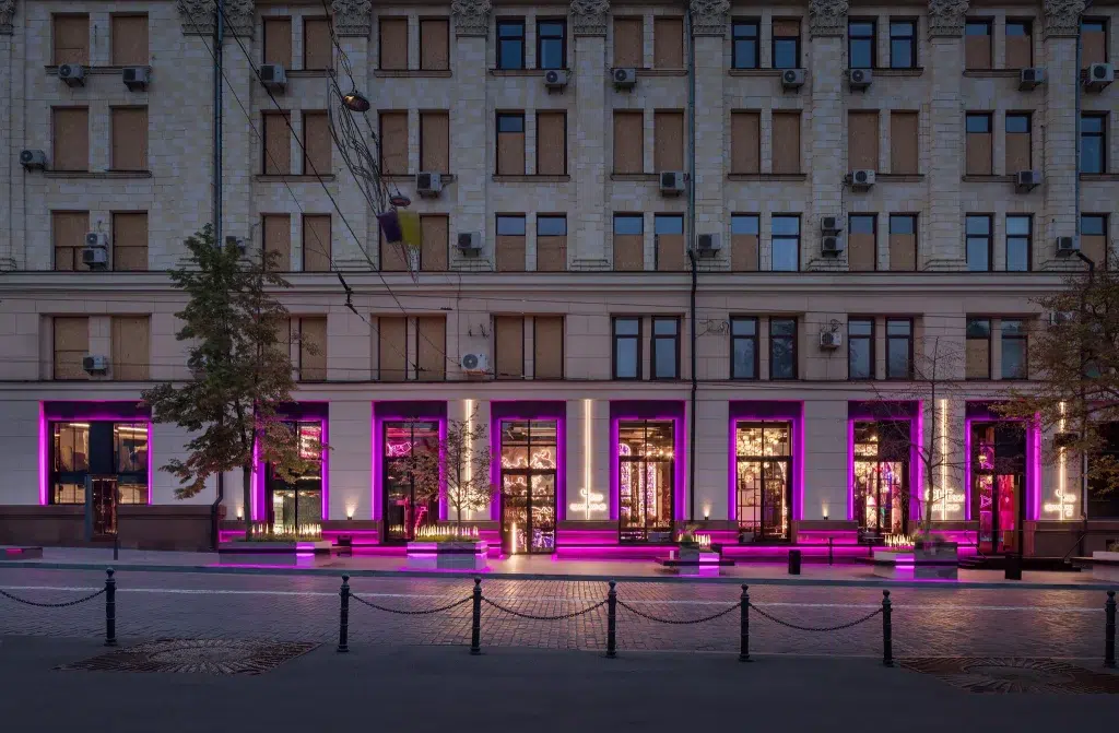 modern-nightclub-interior-design